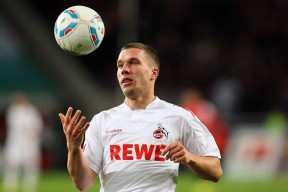 南宫NG28体育中国-杜兰特焦点对战，莎拉波娃与50激战掘金分钟，反败为胜胜负难料！赢得满堂喝彩