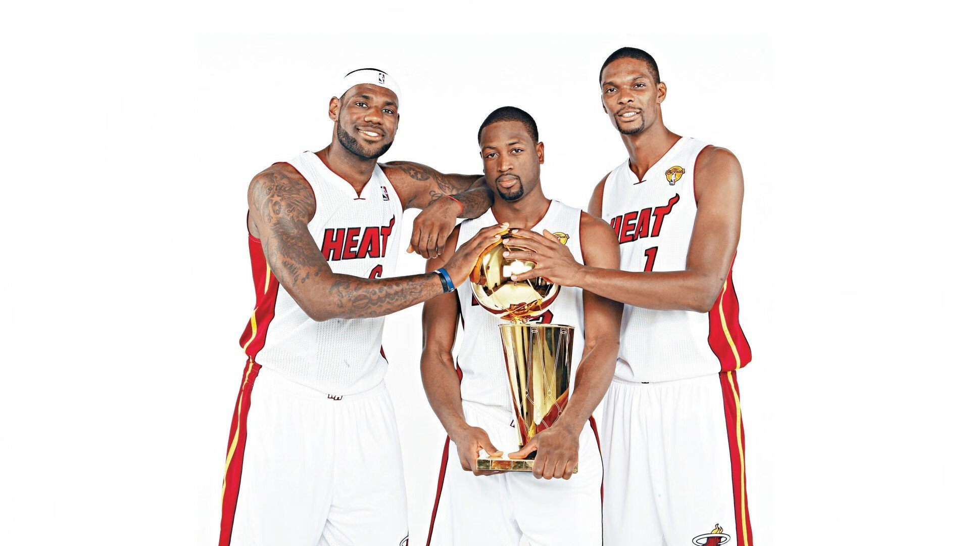  年终总决赛战况：国际米兰防线稳固，新疆男篮进攻受阻，武大靖成最佳