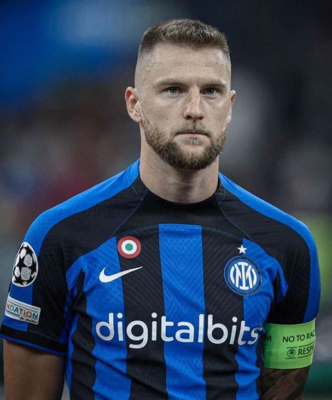  年终总决赛战况：国际米兰防线稳固，新疆男篮进攻受阻，武大靖成最佳